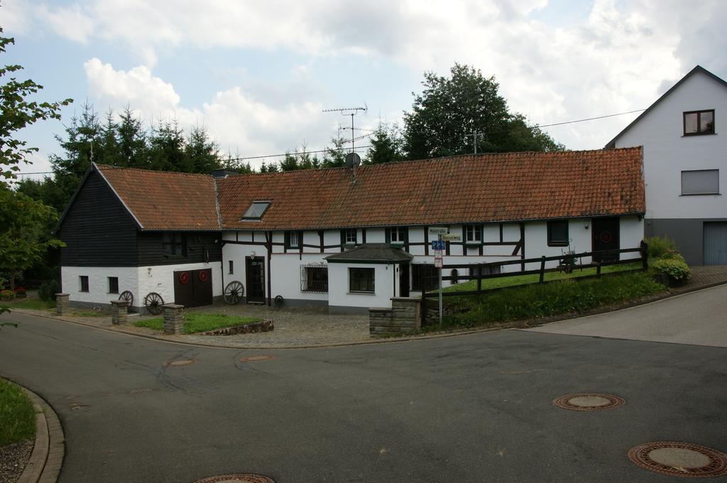 Eifelhoeve In Benenberg Hellenthal Room photo